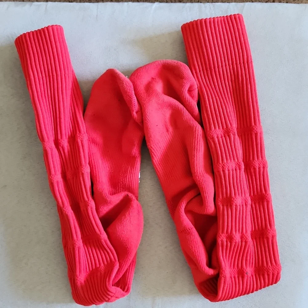 Dicks Sporting Goods youth Soccer socks 2 pairs